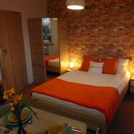 Ares Apartments Пшемишъл Екстериор снимка
